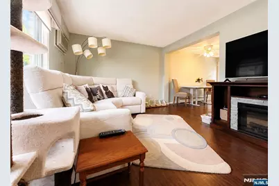 453 Liberty Street 12 #12, Little Ferry, NJ 07643 - Photo 5