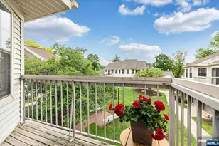 71 Fromm Ct, Mahwah, NJ 07430 - Photo 5