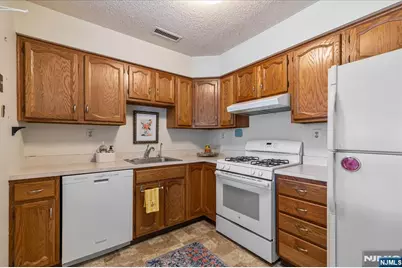 71 Fromm Court, Mahwah, NJ 07430 - Photo 7