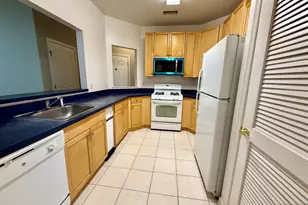 200 Dey Street 227, Harrison, NJ 07029 - Photo 5