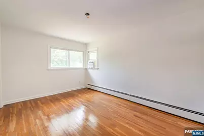 107 Highland Avenue, Bergenfield, NJ 07621 - Photo 25