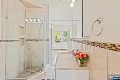 66 Prospect Avenue 1 #1, Woodcliff Lake, NJ 07677 - Photo 9