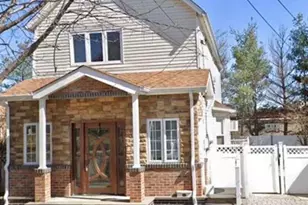 61 Hille Pl 2, Ridgefield Park, NJ 07660 - Photo 1