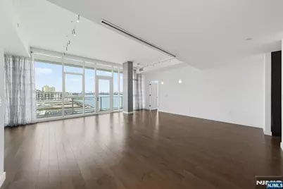 800 Ave At Port Imperial 1004 #1004, Weehawken, NJ 07086 - Photo 3