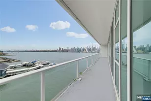 800 Ave At Port Imperial 1004, Weehawken, NJ 07086 - Photo 5