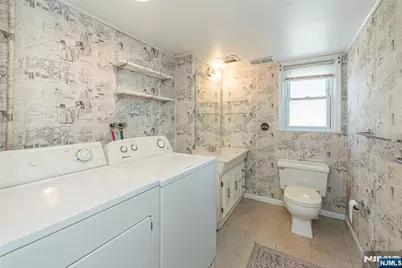 717 Alps Road, Wayne, NJ 07470 - Photo 13