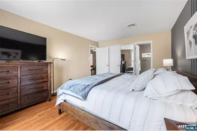 7430 Kennedy Boulevard 304 #304, North Bergen, NJ 07047 - Photo 15