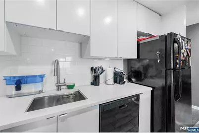 7430 Kennedy Boulevard 304 #304, North Bergen, NJ 07047 - Photo 7