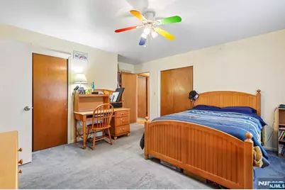 123 Midwood Road, Paramus, NJ 07652 - Photo 27