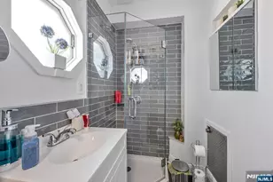 50 Chestnut St, Belleville, NJ 07109 - Photo 15