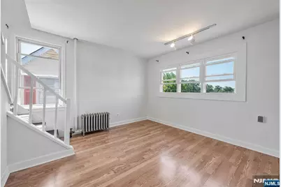 50 Chestnut Street, Belleville, NJ 07109 - Photo 21