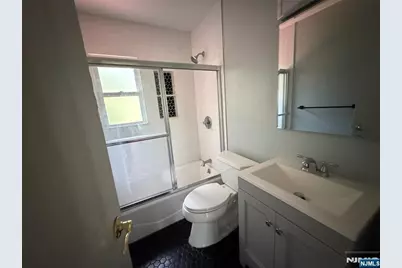 22 Mountain Avenue, Westwood, NJ 07675 - Photo 5