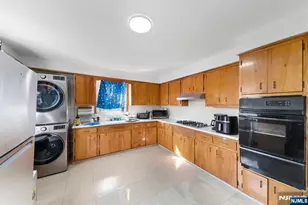 31 Leonard Street 2, Jersey City, NJ 07307 - Photo 7