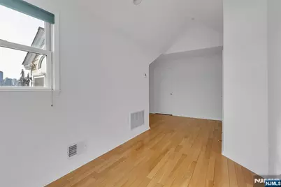 451 Albany Court, West New York, NJ 07093 - Photo 31