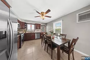 23 Homcy Pl, Clifton, NJ 07011 - Photo 7