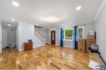 73 Davis Drive, Bergenfield, NJ 07621 - Photo 3
