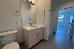 2050 Central Road 710, Fort Lee, NJ 07024 - Photo 7