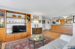 2100 Linwood Ave 3S, Fort Lee, NJ 07024 - Photo 9
