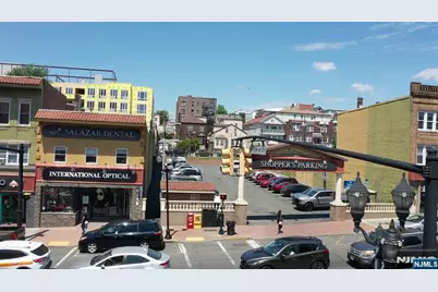 6224 Bergenline Avenue, West New York, NJ 07093 - Photo 9