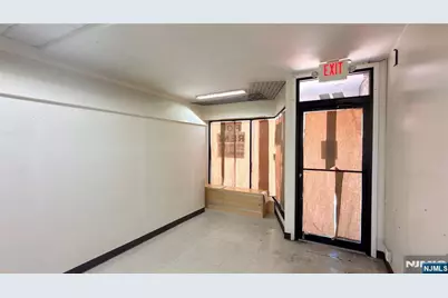 6224 Bergenline Avenue, West New York, NJ 07093 - Photo 3