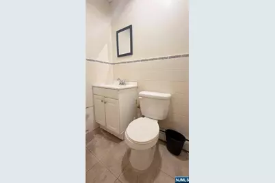 6224 Bergenline Avenue, West New York, NJ 07093 - Photo 7
