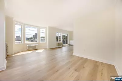 6315 City Place, Edgewater, NJ 07020 - Photo 3