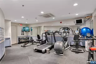 61 Grand Street 2F, Jersey City, NJ 07302 - Photo 15