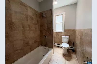 119-121 End Avenue 2 #2, Newark, NJ 07106 - Photo 9