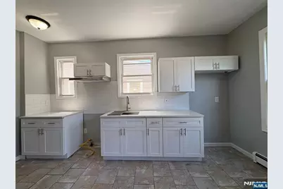 119-121 End Avenue 2 #2, Newark, NJ 07106 - Photo 5