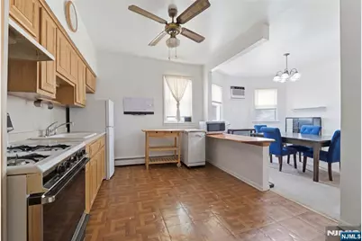 598 Van Houten Avenue, Clifton, NJ 07013 - Photo 3