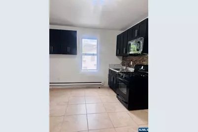 910 28th Street 906 #906, Paterson, NJ 07513 - Photo 3