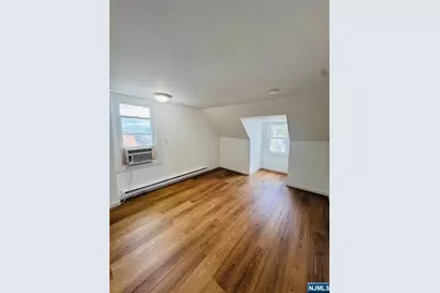 910 28th Street 906 #906, Paterson, NJ 07513 - Photo 7