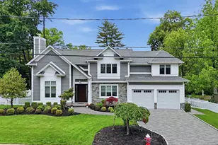 95 Mezzine Dr, Cresskill, NJ 07626 - Photo 1