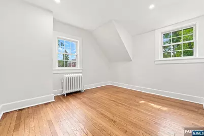 867 River Road, Teaneck Township, NJ 07666 - Photo 21