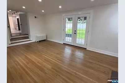 867 River Road, Teaneck Township, NJ 07666 - Photo 21