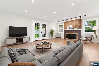 867 River Road, Teaneck Township, NJ 07666 - Photo 5