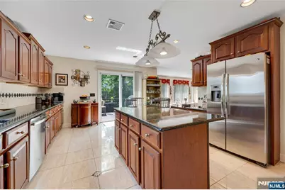 244 McElroy Avenue, Fort Lee, NJ 07024 - Photo 19