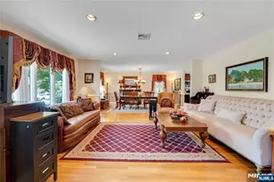 244 McElroy Ave, Fort Lee, NJ 07024 - Photo 7