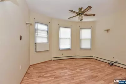 70 Main Avenue, Wallington, NJ 07057 - Photo 13