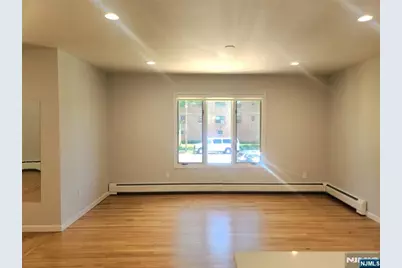 519 Broad Avenue, Palisades Park, NJ 07650 - Photo 5