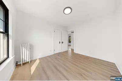 11 W Gouverneur Avenue 2 #2, Rutherford, NJ 07070 - Photo 13