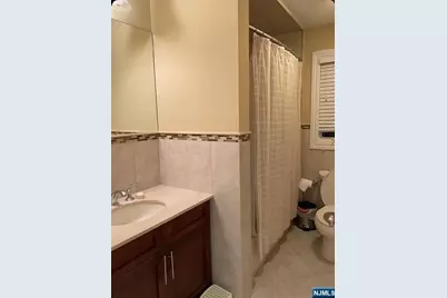 146B Morningside Lane B #B, Palisades Park, NJ 07650 - Photo 11