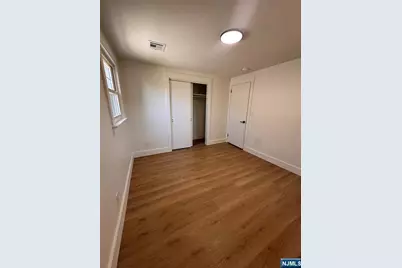 271 Erie Avenue 2 #2, Rutherford, NJ 07070 - Photo 13
