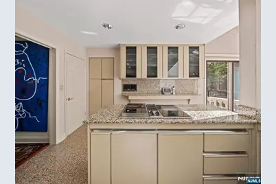 708 Ashmont Road, Franklin Lakes, NJ 07417 - Photo 29