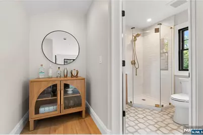 72 Lake Avenue, Midland Park, NJ 07432 - Photo 29