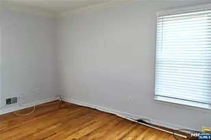 10 Garden Dr 2, Elmwood Park, NJ 07407 - Photo 21