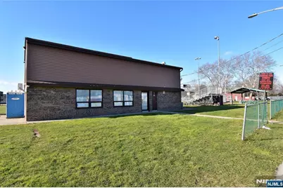 10 Garden Drive 2 #2, Elmwood Park, NJ 07407 - Photo 41