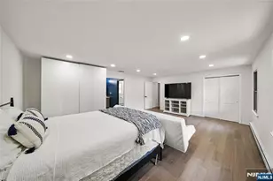22 Kendrick St, Paramus, NJ 07652 - Photo 19