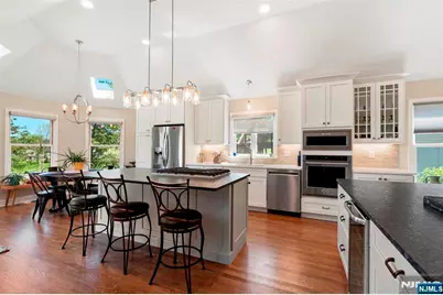 14 Wentworth Court, Hamburg, NJ 07419 - Photo 5