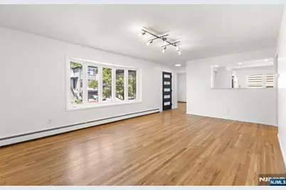 54 W Columbia Avenue, Palisades Park, NJ 07650 - Photo 3